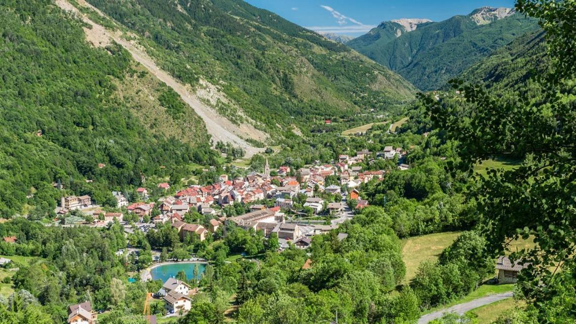 Studio Tres Agreable Proche De Auron Saint-Etienne-de-Tinee Bagian luar foto